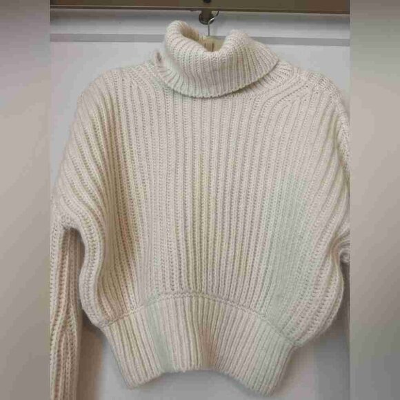 Helsa Esti Turtleneck Chunky Knit Sweater in Ivory- Small - Picture 2 of 4